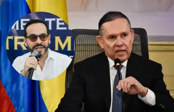 El líder de los conservadores, Efraín Cepeda, dio la noticia desde el Capitolio Nacional. FOTOS: Colprensa