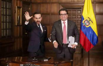 El presidente Abelardo de la Espriella junto al ministro de Justicia Iván Cancino. Foto: Colprensa.