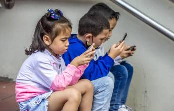 Luego de que Meta aceptara pagar hasta 18.000 millones de dólares para cerrar un juicio histórico por adicción digital en menores, la ONU elevó la presión sobre la industria. FOTO: Juan Antonio Sánchez
