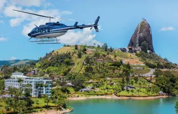 Helitours cuenta con una experiencia única alrededor de la Piedra del Peñol y servicios exclusivos, marcando la diferencia en el turismo local, nacional e internacional. FOTO: Cortesía Helitours
