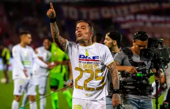 El delantero Dayro Moreno, nacido en Chicoral, Tolima, ajusta 370 goles en su carrera profesional y es el máximo artillero del fútbol nacional. FOTO EC