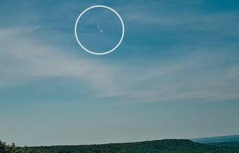 En un video aficionado que fue enviado a la AMS reportando el fenómeno se observa el paso del aerolito sobre el cielo de Nueva York. FOTO: Tomada de American Meteor Society