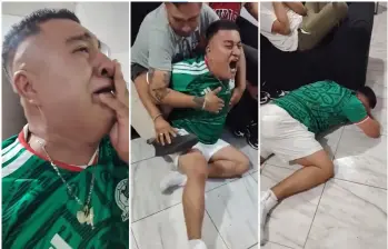 Una pantalla gigante encendida, tres hombres en un sillón negro y un hincha con la camiseta verde de México, que camina como un “león enjaulado” frente al televisor ante la eliminación del equipo del Mundial 2026. FOTO: Captura de video de redes sociales
