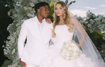 Endrick y Gabriely celebraron una elegante fiesta en una finca con lago en la que estuvieron acompañados por sus seres queridos más cercanos. FOTO: Redes sociales Endrick