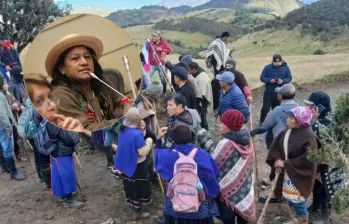 Aída Quilcué, fórmula vicepresidencial del senador Iván Cepeda. Foto: captura de video y Colprensa
