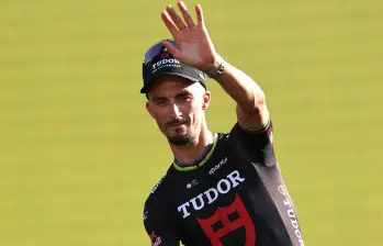 Tras pasar por Montmartre en la última etapa del Tour de Francia, Julian Alaphilippe ha hecho oficial lo que era un secreto a voces: el ciclista francés de 34 años cuelga la bicicleta. FOTO: AFP
