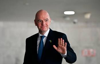 Gianni Infantino sigue siendo objeto de críticas y señalamientos por parte de ligas y confederaciones de fútbol en el mundo, muchos piden cambiar la manera de cómo se gobierna en Fifa. FOTO GETTY 