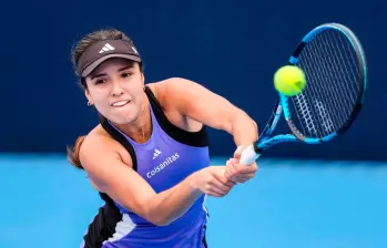 Camila Osorio llegó a 200 semanas en el top-100 del ranquin WTA. La raqueta número uno del país cayó en primera ronda de sencillos de Roland Garros. FOTO COLSANITAS