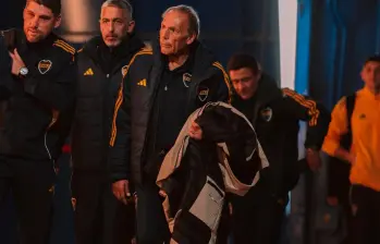 El entrenador argentino Miguel Ángel Russo, de 69 años, dirige a Boca Juniors desde junio de este año, cuando regresó por tercera vez al equipo donde ganó la Libertadores del 2007. FOTO: Tomada de X @BocaJrsOficial