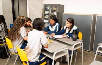 Medellín aumentó su puntaje de 3,29 a 4,86 en la evaluación del Ministerio de Educación Nacional, un indicador de mejora en la gestión del sistema educativo. FOTO: Cortesía