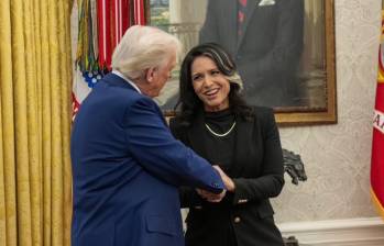 Tulsi Gabbard, directora de Inteligencia Nacional de Estados Unidos, dijo que la política de “cambio de régimen” ha terminado. FOTO: Tomada de X @TulsiGabbard