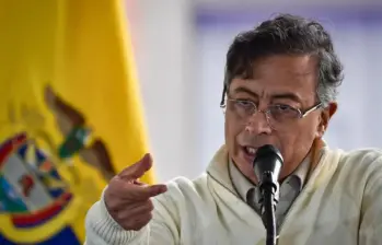 Presidente Gustavo Petro, habría entregado millonarios contratos a contrataderos. Foto: Colprensa