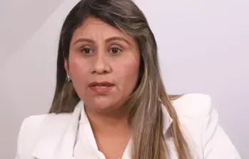Deisy fue reclutada por al extinta Farc cuando tenía 11 años. Fue rescatada por el Ejército y ahora es candidato al Senado. Foto: captura de video