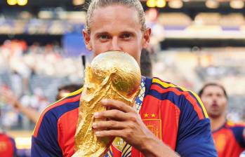 Con la estrella de campeón del mundo recién bordada en el pecho y a los 31 años, Marcos Llorente ha sacudido al fútbol español al anunciar su retiro de la selección absoluta. FOTO: Tomada de las redes sociales @marcosllorente
