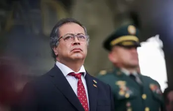 Petro aseguró que solo ha ordenado 12 bombardeos en sus tres años de gobierno: “Siempre he tomado la decisión última (...) lo hago con la mayor información posible y mi mayor saber”. FOTO: Colprensa.