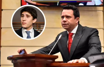 El secretario del Senado, Diego González, afirmó que la solicitud sobre la posesión de Wadith Manzur exige un análisis profundo de la Constitución y la ley antes de tomar una decisión. FOTO: COLPRENSA