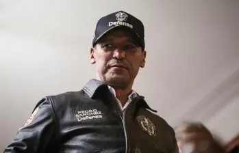 Pedro Sánchez llegó al ministerio de Defensa tras varios años en los que no se nombraba a alguien relacionado con el Ejército en esa cartera. Foto: Colprensa.