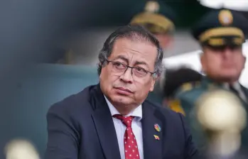 El presidente se pronunció en sus redes sobre la muerte de seis menores de edad en medio de un bombardeo de la Fuerza Aeroespacial Colombiana. Foto: Colprensa