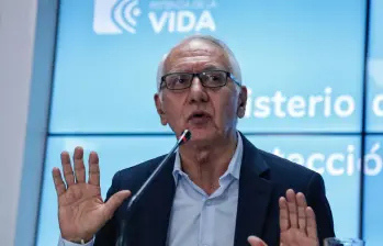 El Ministerio de Salud y Protección Social, a cargo de Guillermo Alfonso Jaramillo Martínez, respaldó la inspección relámpago ordenada por la Supersalud a la FLA Foto:. (Colprensa - Camila Diaz)