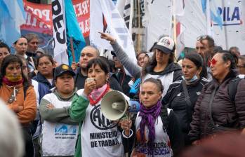 Argentina es uno de los países donde no se garantizan los derechos a los trabajadores, advierte la Confederación Sindical Internacional. Foto: Getty Images