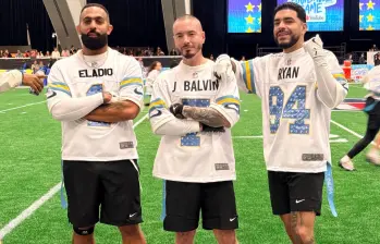 Eladio Carrión, J Balvin y Ryan Castro fueron algunos de los latinos presentes en el Flag Football Game. Foto: Instagram