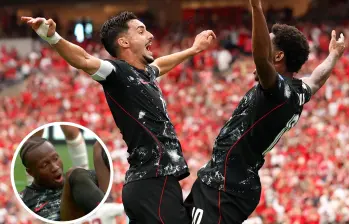 Canadá desató una tormenta de goles ante Catar (6-0) para liderar el Grupo B, pero pagó un precio altísimo: la baja de Ismaël Koné por una grave lesión en un partido que los asiáticos terminaron con nueve jugadores. FOTO: Fifa y captura de video de redes sociales @Dsports