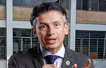 Diego Alejandro Torres Galindo es físico, doctor en Física Nuclear y profesor asociado de la Universidad Nacional, sede Bogotá. FOTO Cortesía Revista Semana.