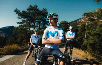 Esta es la nueva escuadra del Movistar tendrá para 2026, en el que estarán los colombianos Diego Pescador, Nairo Quintana, Einer Rubio y Jhonatan Guatibonza. FOTO CORTESÍA MOVISTAR 