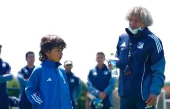 Andrés Ángel compartiendo con Alberto Gamero. FOTO: Captura de vídeo