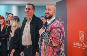 René David Cano, más conocido como Bull Nene ha trabajado con artistas como J Balvin, Maluma, Manuel Turizo, Juanes, Mala Rodríguez entre otros. Foto Cortesía Alcaldía Envigado. 