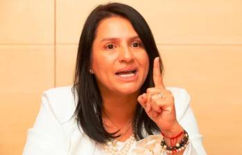 El presidente electo Abelardo De La Espriella anunció este 17 de julio de 2026 el nombramiento de Paola Andrea Holguín como su próxima ministra de Cultura, encargándole la formalización de saberes locales y la apertura de mercados globales para el talento nacional. FOTO: Cortesía