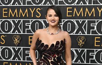 Selena Gomez reconoció en una historia de Instagram que vapeaba nicotina y que ese hábito le cambió la voz. FOTO Getty