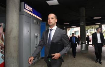 Juez condenó a Diego Cadena por el delito de soborno a Juan Guillermo Monsalve y lo absolvió en el caso de Carlos Enrique Vélez. FOTO Colprensa.