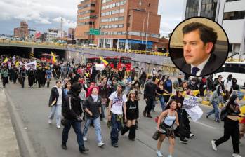 El ministro del Interior Rodrigo Lara ha explicado los detalles del decreto con el que el gobierno quiere regular la protesta social. Foto: Colprensa.