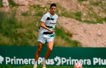 El volante colombiano James Rodríguez ha sido el capitán del equipo mexicano desde su llegada, en enero de este año. FOTO: TOMADA DEL X DE LEÓN DE MÉXICO
