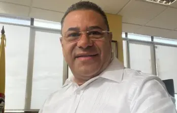 Asesinaron a Gilberto Jesús Calao, director seccional de la DIAN en Tuluá, Valle del Cauca. FOTO: Tomada de Facebook 