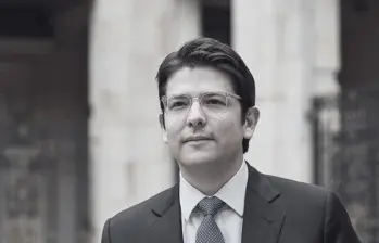 Uribe, de 39 años, permanecía en estado crítico y recién este lunes 16 de junio había sido sometido a una operación de urgencia por un sangrado intracerebral agudo. FOTO: SENADO