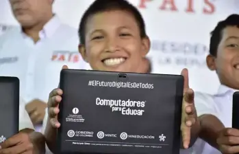 Problemas técnicos en portátiles distribuidos a estudiantes afectan a cerca de 120.000 alumnos de instituciones oficiales. FOTO: MINISTERIO DE EDUCACIÓN/COMPUTADORES PARA EDUCAR.