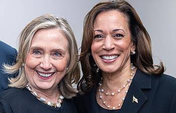 A Kamala Harris y Hillary Clinton les revocaron las autorizaciones de seguridad. FOTO: Cortesía