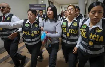 La decisión fue tomada por el juez supremo Juan Carlos Checkley, quien señaló que el peligro de fuga de Chávez en el proceso es “palpable”. FOTO: AFP