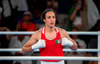 La argelina Imane Khelif encendió la polémica en los Juegos Olímpicos de París, pues ganó la medalla de oro en su categoría, pero sus rivales denunciaron que su potencia no era normal. FOTO GETTY 