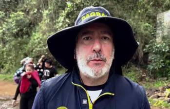 Es ingeniero geólogo, una profesión estrechamente relacionada con la evaluación de amenazas como movimientos en masa, inundaciones, avenidas torrenciales, erosión y otros fenómenos. Imagen tomada de video de EPM. 