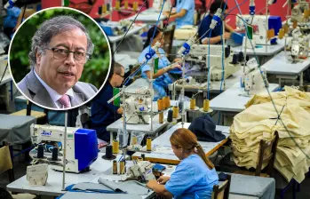 El presidente Gustavo Petro destacó que la confección nacional es de alta calidad y que, al aliviar sus cargas financieras, el país podría generar más riqueza y valor agregado. Camilo Suárez