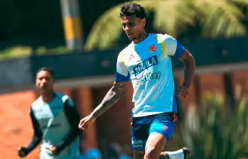 El antioqueño Richard Ríos, de 25 años, tuvo el miércoles su primer entrenamiento en el “campamento” de Colombia en Guarne. Foto: tomada del x de @AtleticoNacional