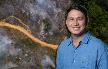 Andrés Cardona, fotógrafo nacido en San Vicente del Caguán y explorador de National Geographic, lleva seis años documentando la deforestación de la Amazonía colombiana. FOTO © Andrés Cardona