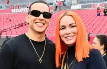 Daddy Yankee denunció a Mireddys y a su hermana por gasta una suma de dinero de las compañías musicales del artista sin la autorización de él. Foto: AFP