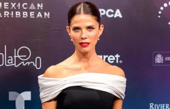 Juana Acosta estuvo presente en los Premios Platino. FOTO Colprensa