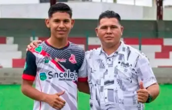 El joven futbolista Joel David López Solano, de 16 años, junto a su padre, Orangel López Vaquero, ambos murieron por inmersión. FOTO: Tomada de redes sociales