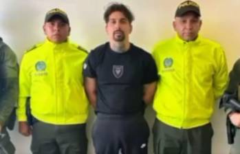 Alias Dollarino fue capturado gracias a la cooperación entre la Policía Nacional y autoridades de Italia y Reino Unido. Foto: Captura de video Policía. 