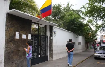 La Cancillería dio a conocer lo que sucedería con la atención de consulados en el exterior y la oficina de pasaportes en Colombia. Foto: Colprensa